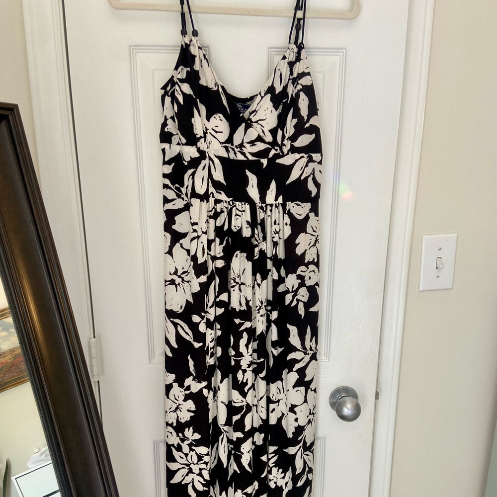 Black and White Floral Maxi Dress